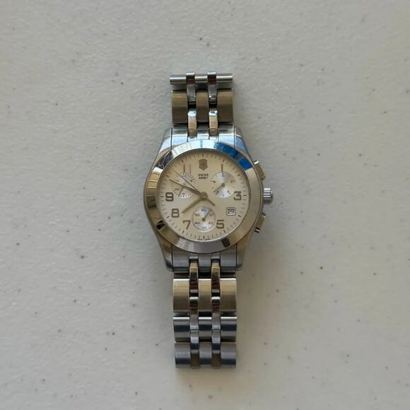 Victorinox Swiss Army Alliance 241048 Stainless Steel Chronograph Wrist Watch - Picture 1 of 8
